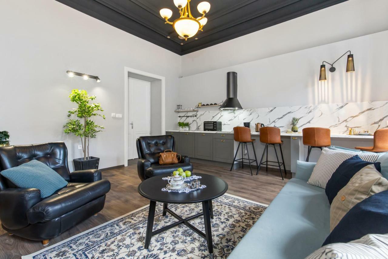 Apartments Carpathia ริเยกา ภายนอก รูปภาพ