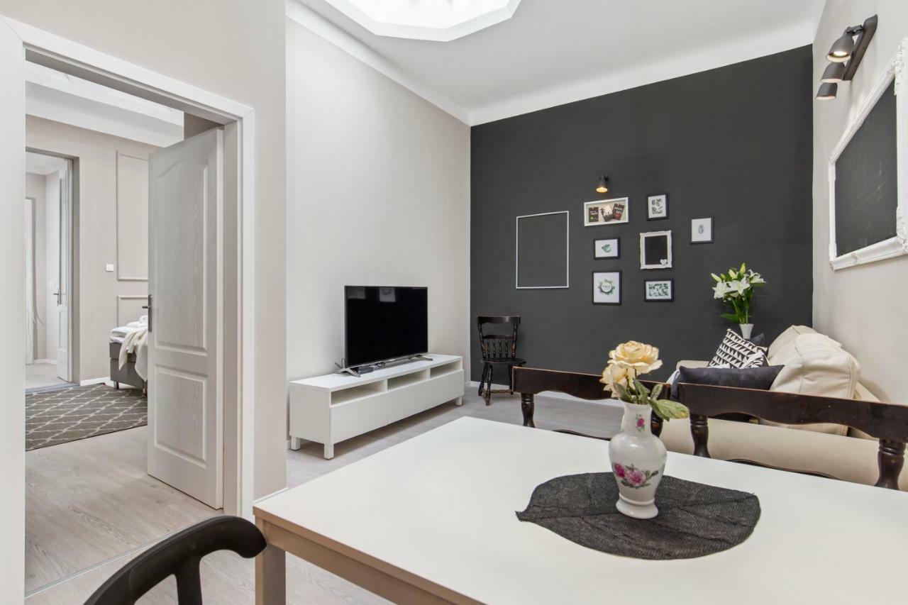 Apartments Carpathia ริเยกา ภายนอก รูปภาพ